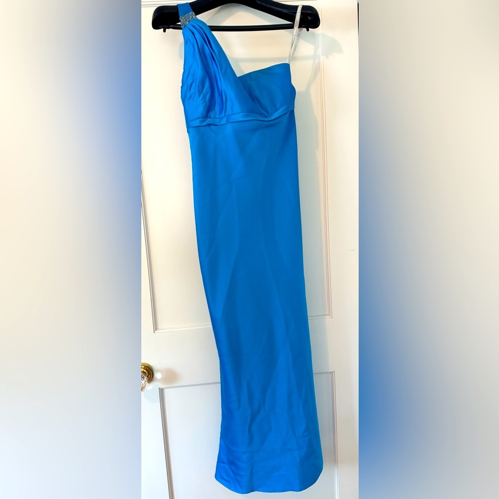 One shoulder prom dress